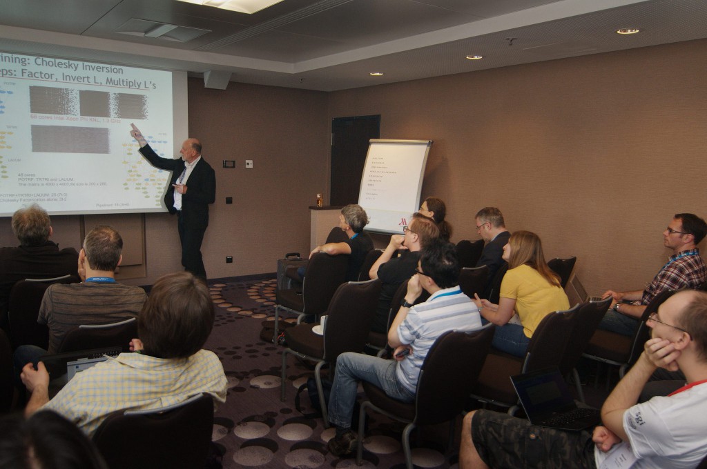 27319876164_3a6dbff891_k